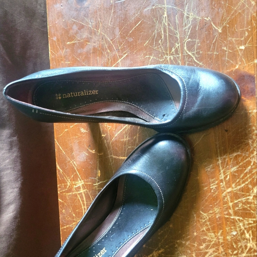 Women's shoes